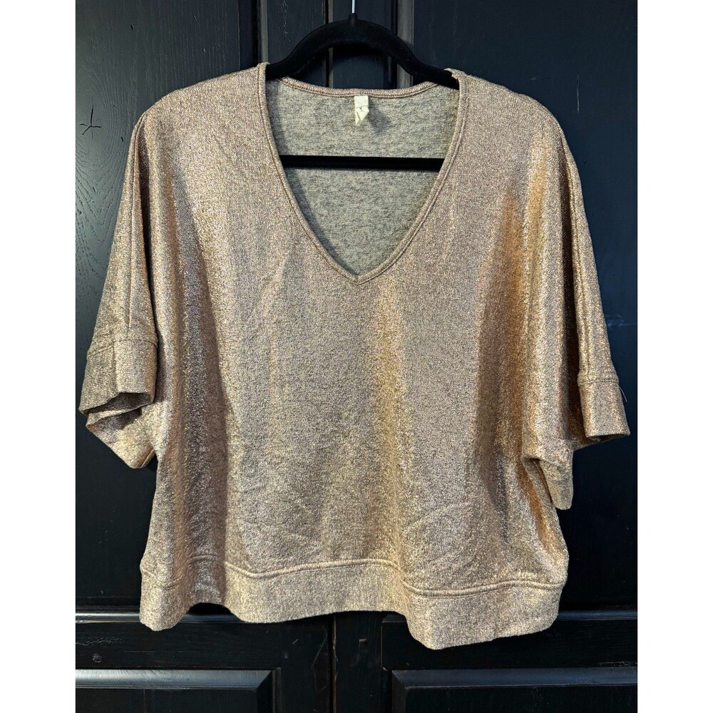 Tyche Gold Solid Metallic Knit V-Neck Short Sleeve Pullover Top Women's S T-5288